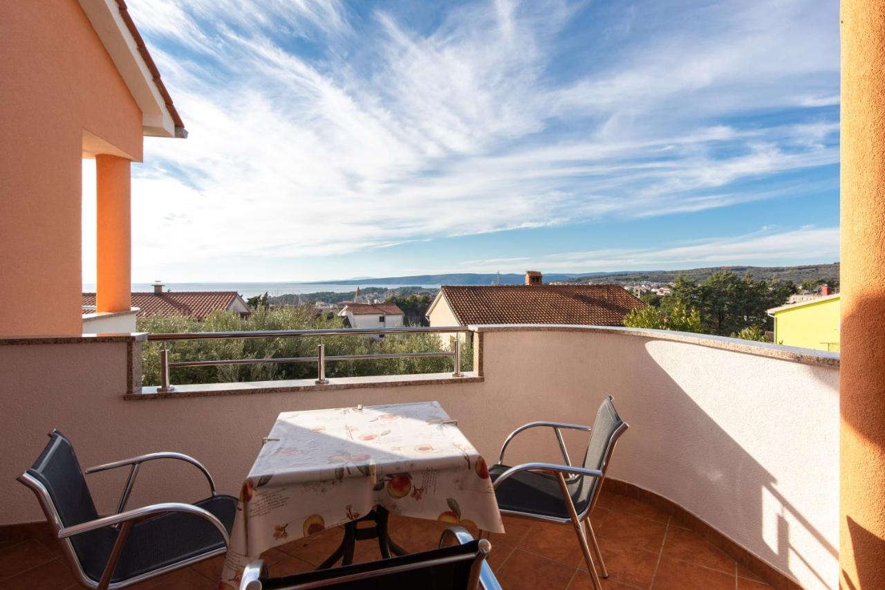 Apartments Bella Vista Krk Town Luaran gambar